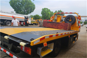 谯城附近拖车电话号码服务