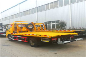 谯城附近拖车救援搭电