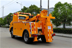 谯城高速路拖车费